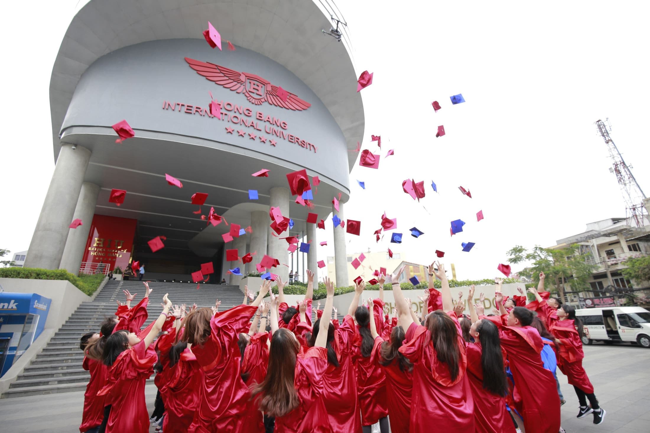 Hong Bang International University Faculty of Medicine campus overview