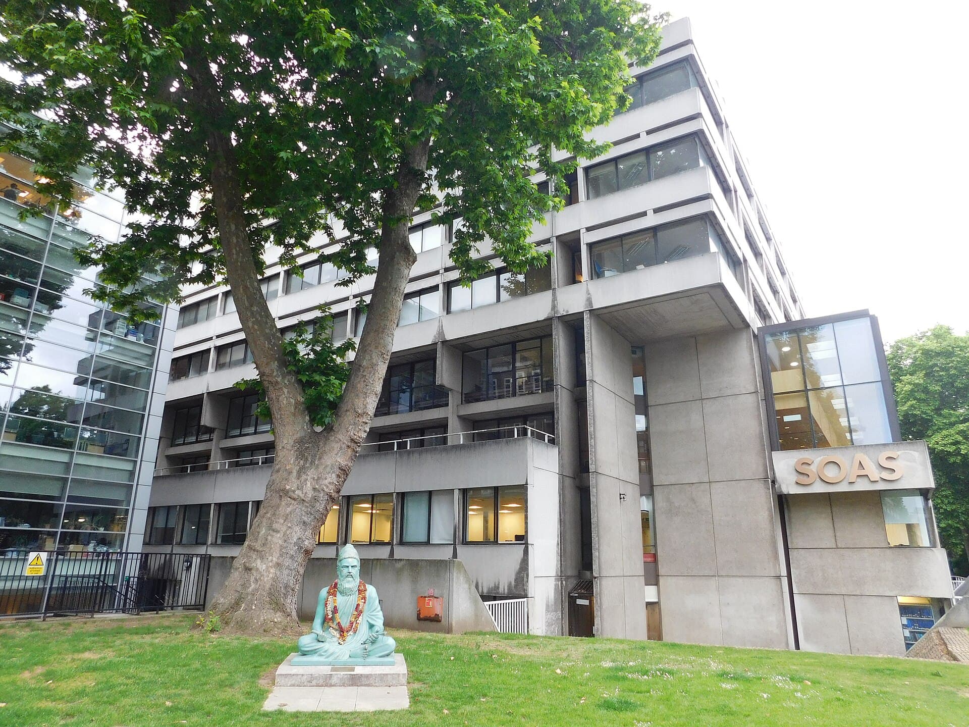 SOAS University of London campus overview