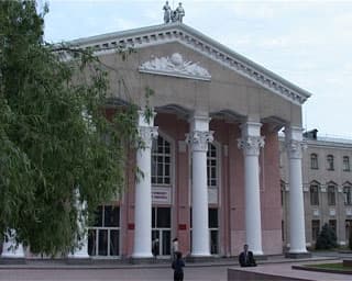 Kyrgyz National University named after Jusup Balasagyn campus overview