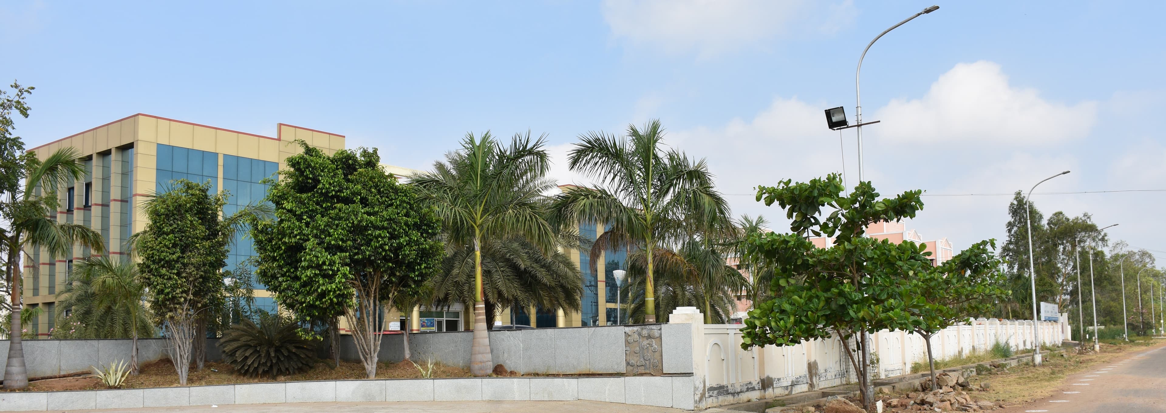 Tamil Nadu National Law University campus overview