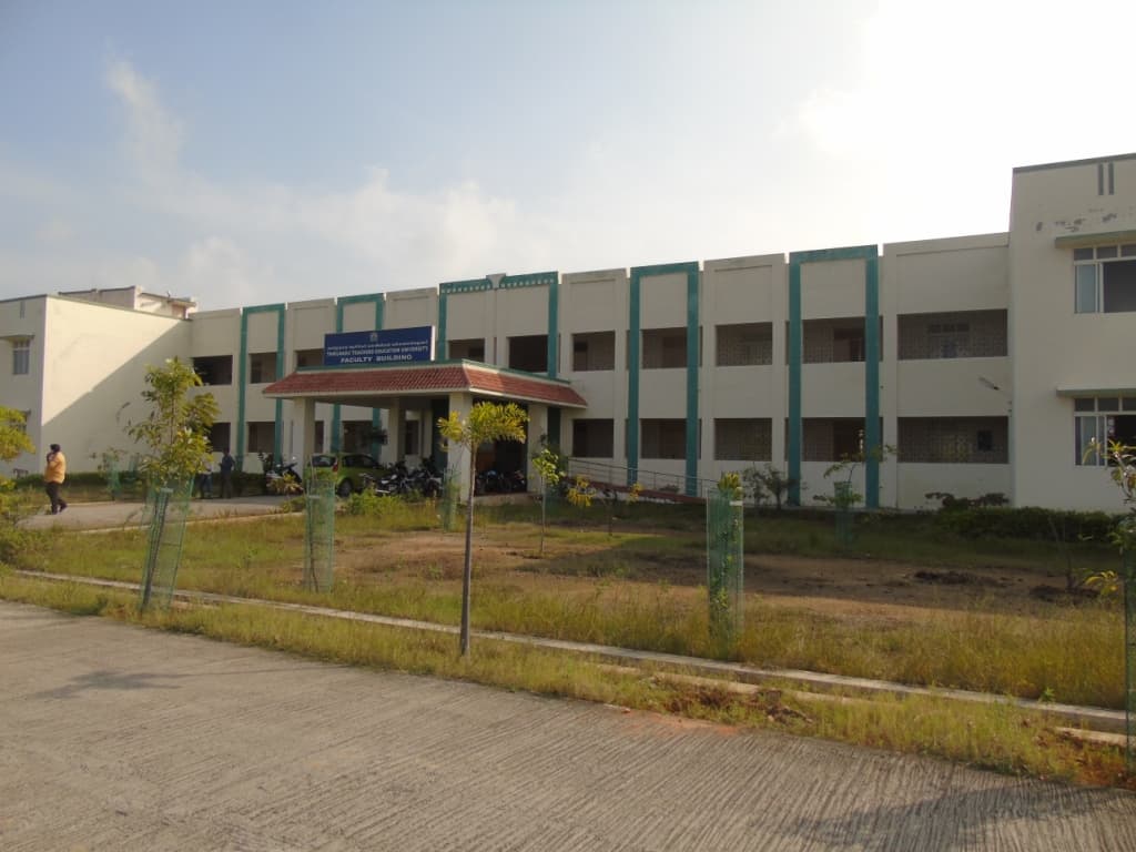Tamil Nadu Teachers Education University campus overview